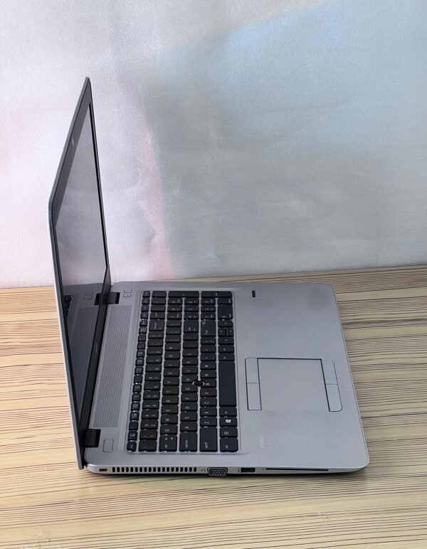 HP EliteBook 850 G4 – Core i7 7th Gen | 8GB RAM | 256GB SSD | 15.6" Laptop - Image 4