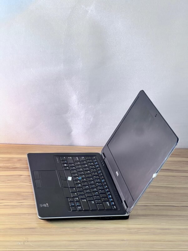 Dell Latitude E7440 – Core i5 4th Gen | 8GB RAM | 128GB SSD - Image 2