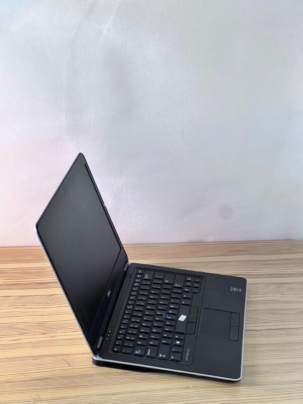 Dell Latitude E7440 – Core i5 4th Gen | 8GB RAM | 128GB SSD - Image 4