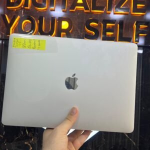 Apple MacBook Air 2020 – Core i5 | 8GB RAM | 512GB SSD